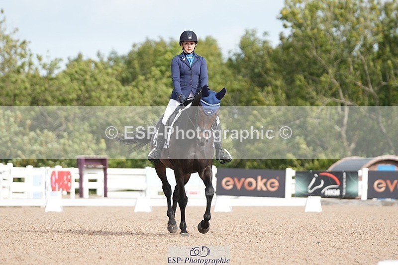 250906-103617-01287 - 033-Caroline.HeardNever.Wait