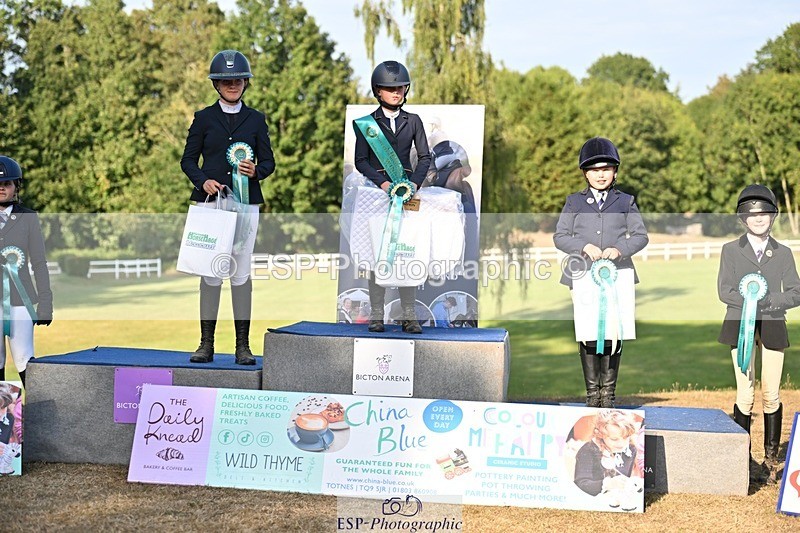 250822A-172541-24607 - Friday Presentations