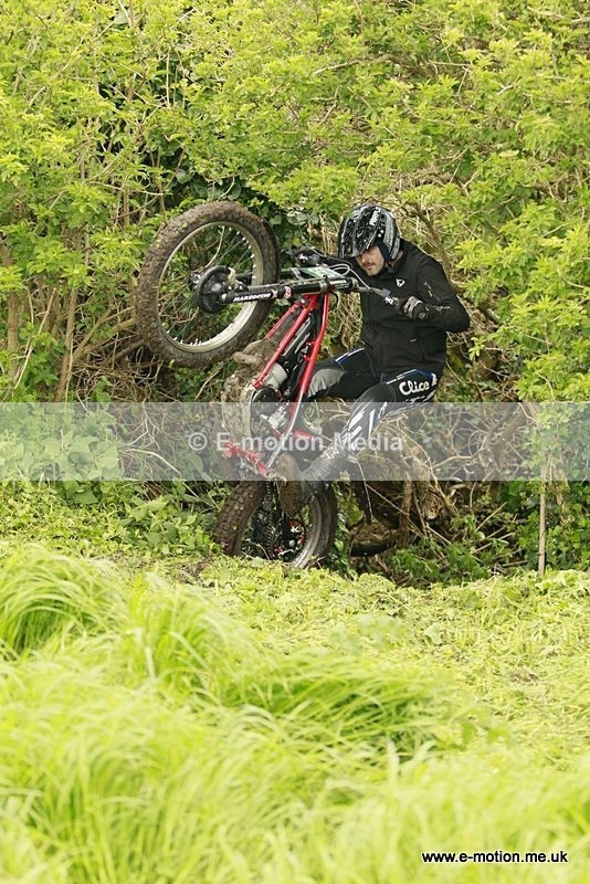 TR 060512-028 - Petit Bot - 06/05/12