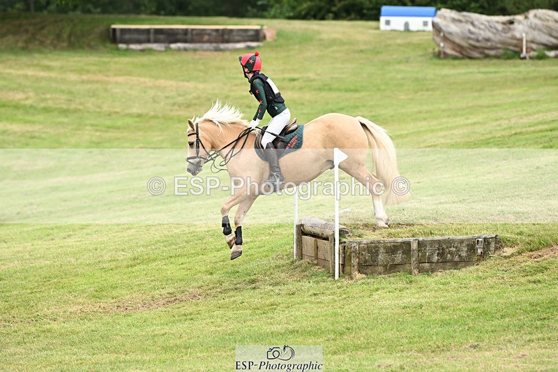 240825X-154946-36587 - 80cm XC 15.30 to 16.30