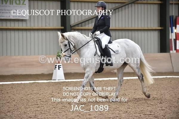 JAC_1089 - CLASS 4 NOVICE 1
