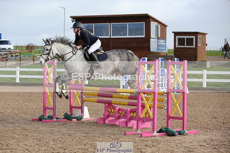 240211A-113546-02491 - Cls 5 Pony Newcomers & 1m Open