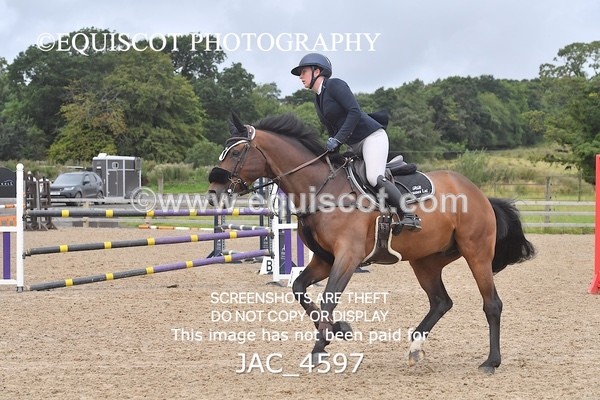 JAC_4597 - CLASS 7 Senior Foxhunter/ 1.20m Open