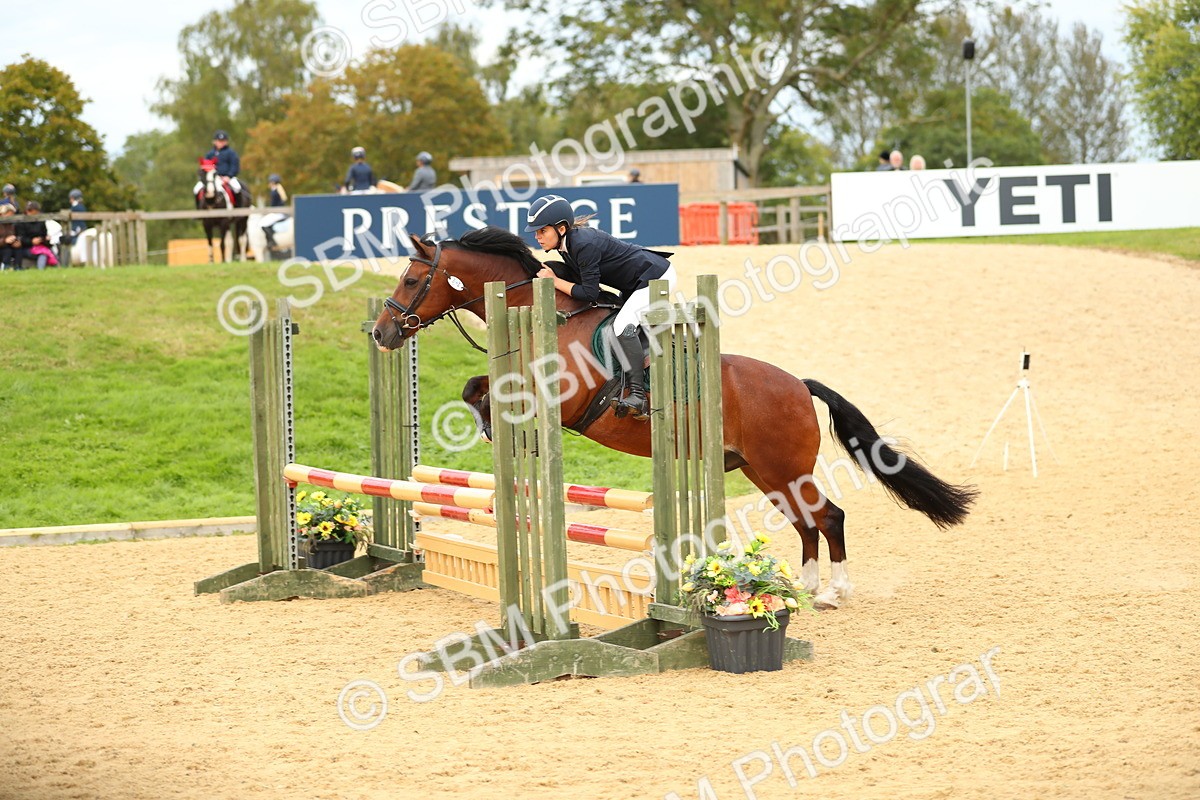 SBM_76027 - J19 - Junior 90cm Supreme Championship