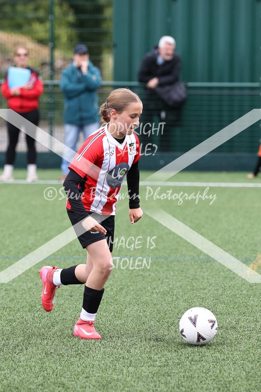 1DX31498 - Sat 6th U12 Girls