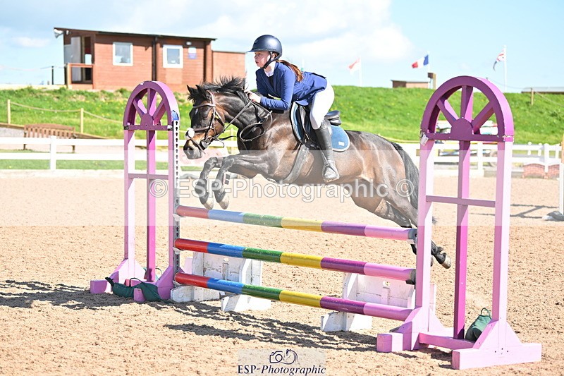 240504A-161529-02770 - Cls 22 & 23 Stepping Stones 128cm & 138cm & Under11's