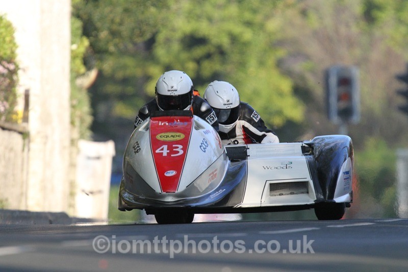 IMG_5567 - Thursday Practice - TT 2013 Side Car