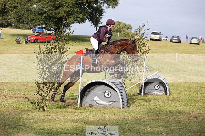 240825X-170717-37861 - 80cm XC 16.30 to 17.30