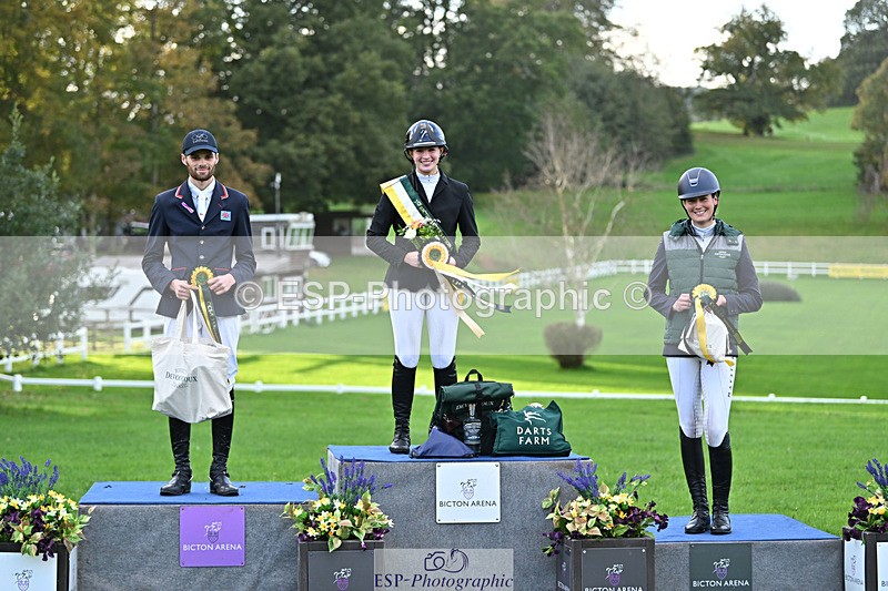 241025-170645-10782 - Presentations - CCI 3 Star Short