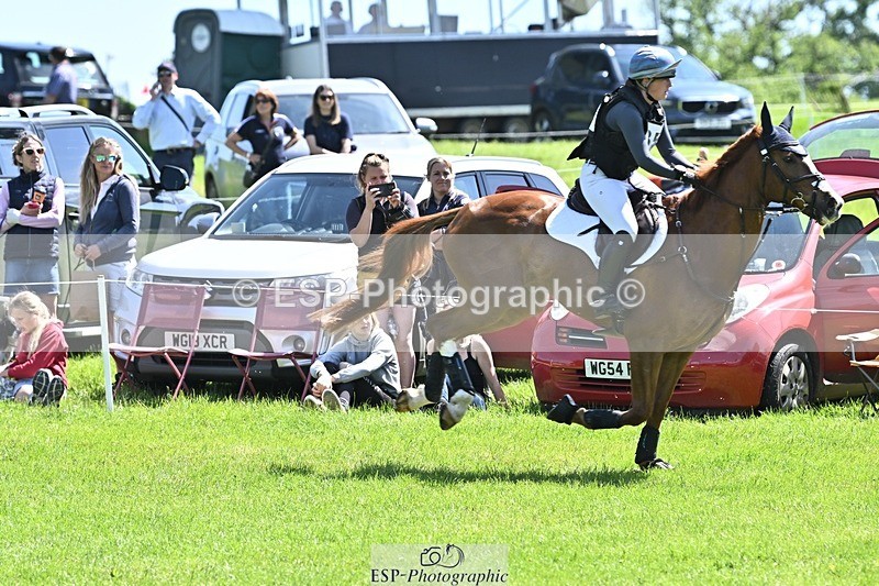 240525-112823-12348 - 355-GLOBAL_EXOTIC-Jemima_Stratton