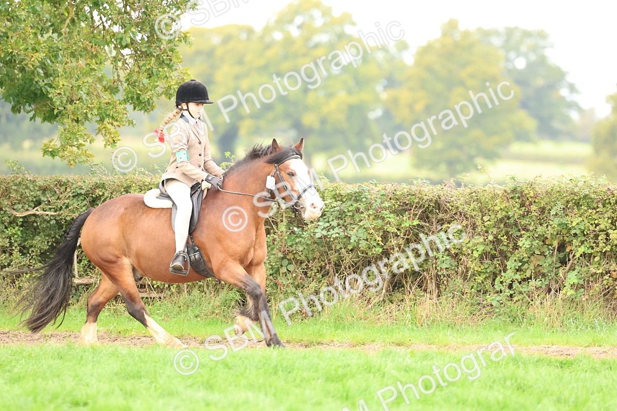 SBM_56705 - S40 - Starters Ridden Showing