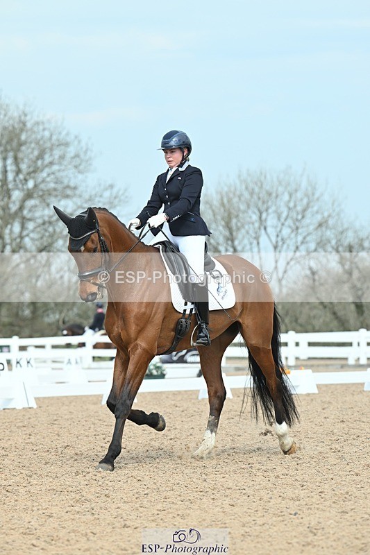 250403-103700-01500 - 036-Abbie.Newbury-Seagry.Viceroy