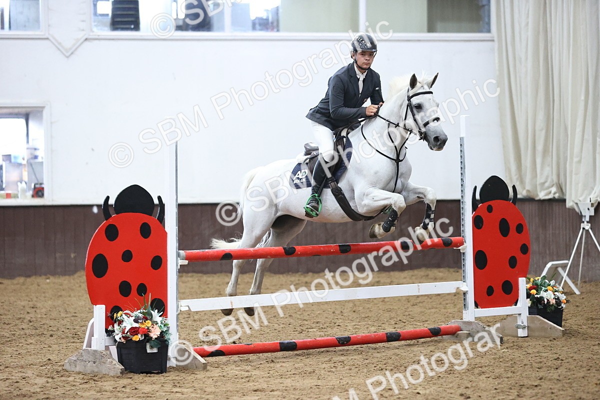SBM_002941 - Class 13 - Blue Chip Pony Newcomers 1.00m Open