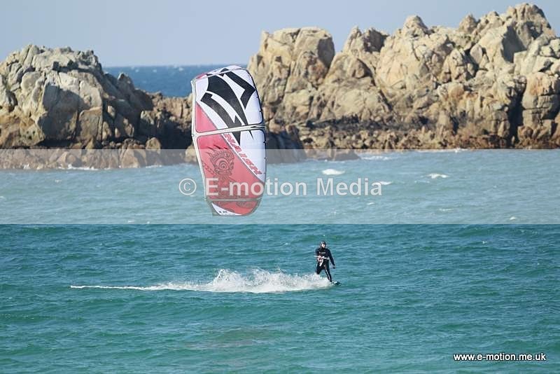 KS 010412 5 - Kite Surfing