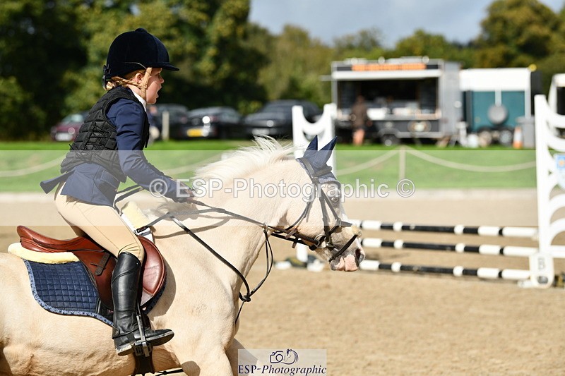 251004A-130515-01128 - Classes 6 & 7 60cm