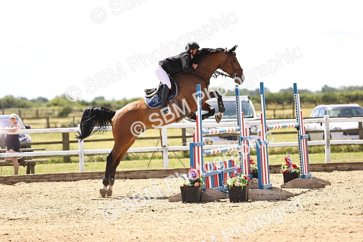 SBM_003850 - Class 22 - Senior Foxhunter 1.20m