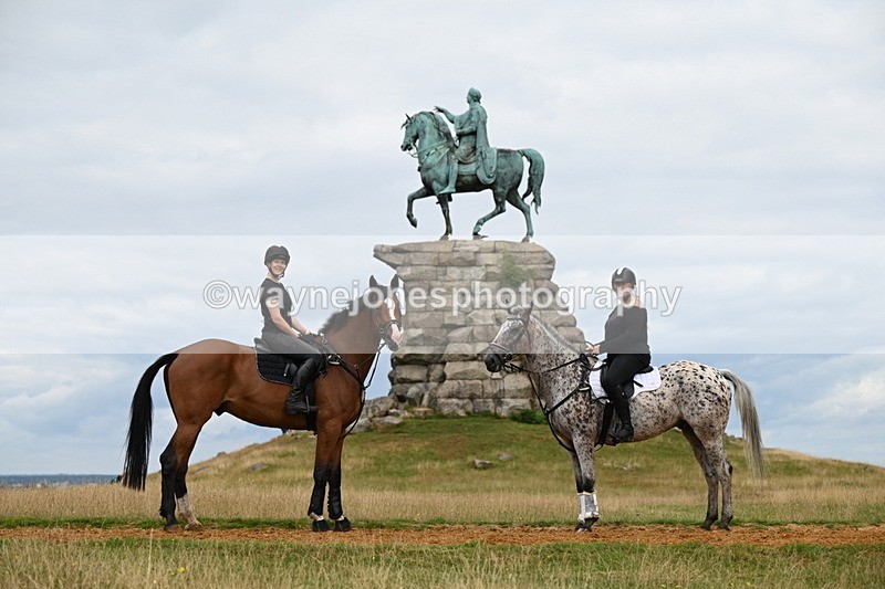 DSC_6292 - Time at Statue 12:17 to 12:44