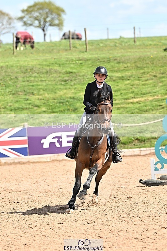 250416-130906-00931 - Cls 4 Newcomers and 1.10m