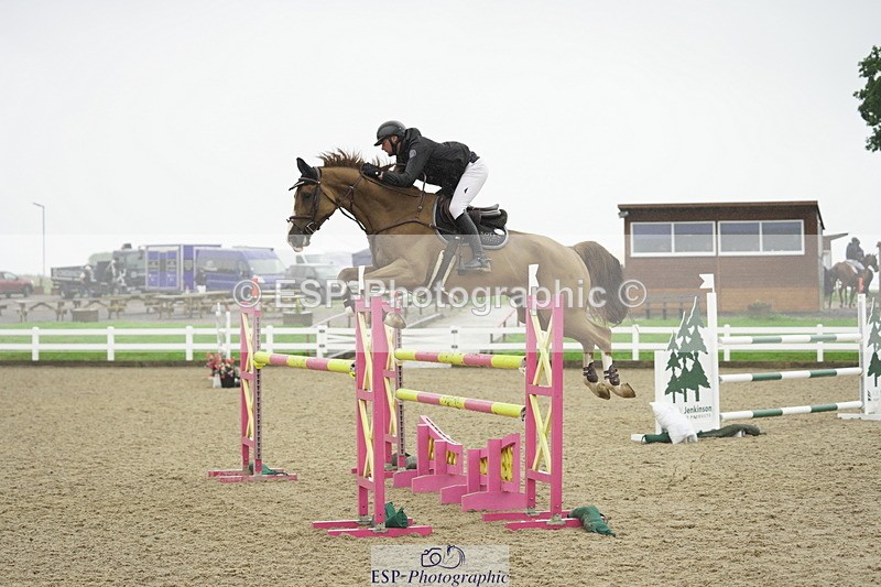 230722A-113758-08896 - Cls 19, 1 Star Silver 1.20m