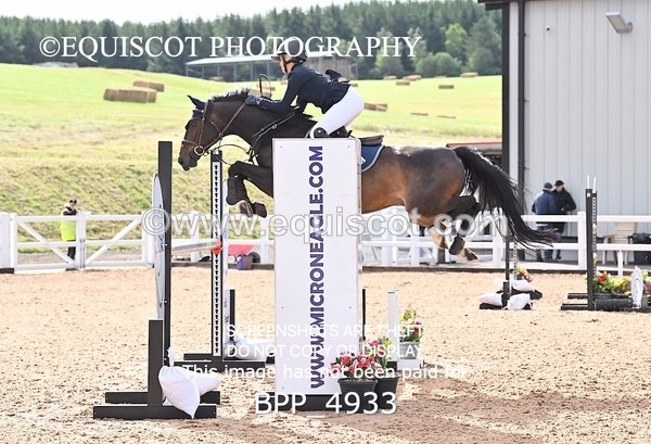 BPP_4933 - CLASS 7 THURS Redpost Equestrian Senior Foxhunter/1.20m Open