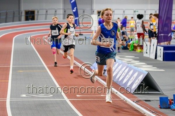Age26SUN-919751 - Track Male Set One