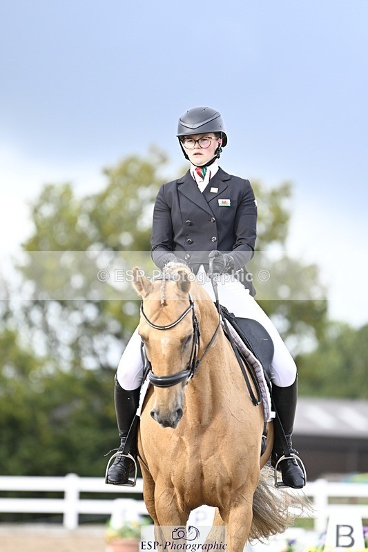 250907-165823-10844 - 054-Amy.Louise.LloydDiva.Royale