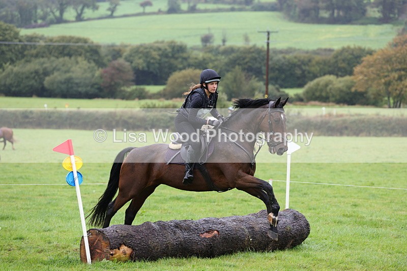 1X9A1734 - Class 2: 70cm: Log