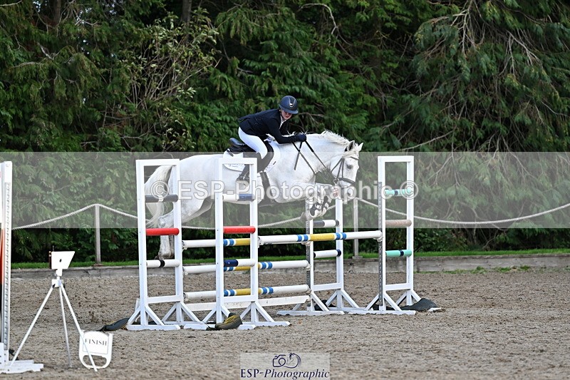 251005A-172101-05324 - Cls 11 Open 1m-1.05m