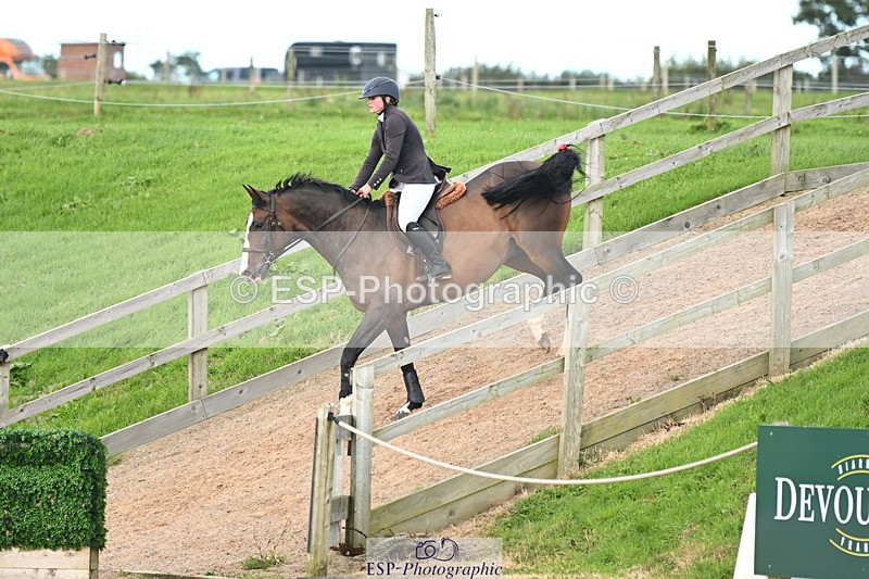 240912A-170819-02472 - Cls 7 Snr 90cm Open Speed Derby