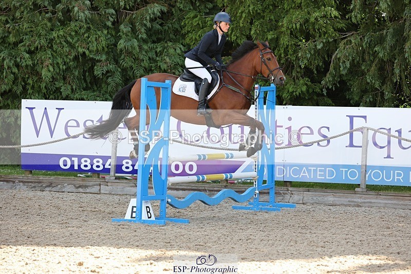 240615-094517-00338 - Cls 1 Snr British Novice and 90cm Open