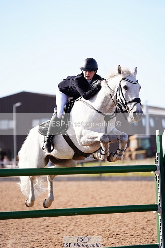 240629A-180932-08637 - Cls 11 Pony Showjumper of the Year