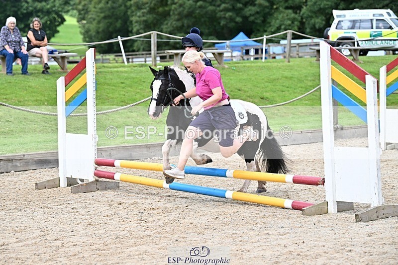 230824-130004-03218 - Round 1 Lead Rein Start to 13.50 cw