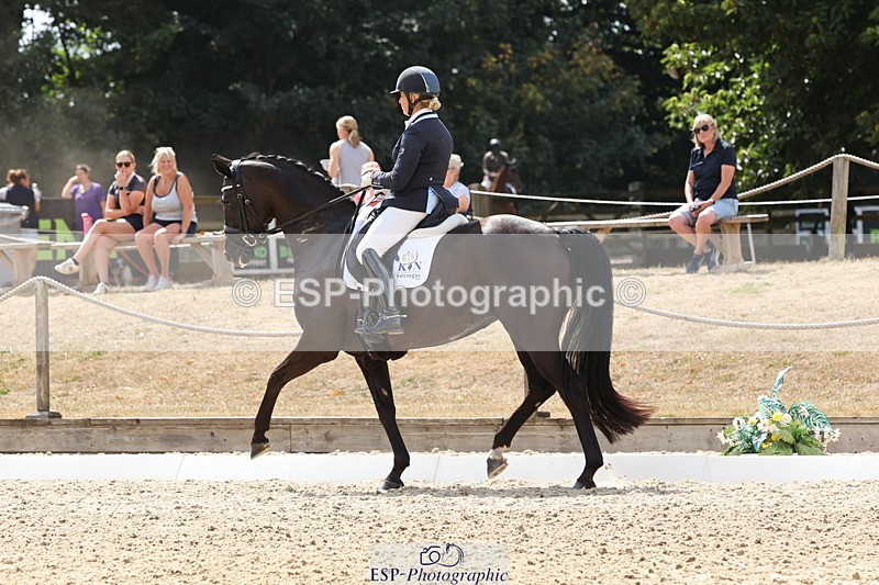 250809A-144356-04367 - 028-Sameera.RahmatallaForget.Me.Not.NE