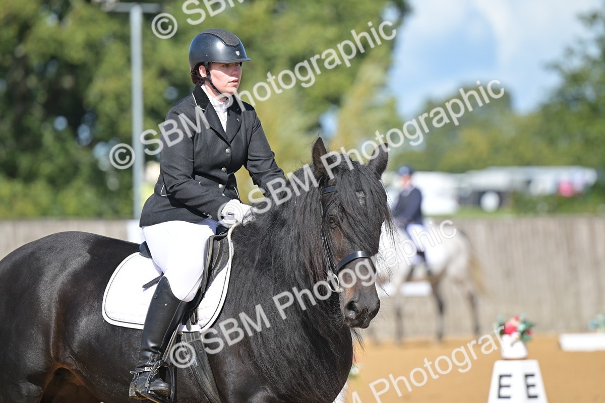 SBM_03984 - D2 - Small Tour Championship Intro 2