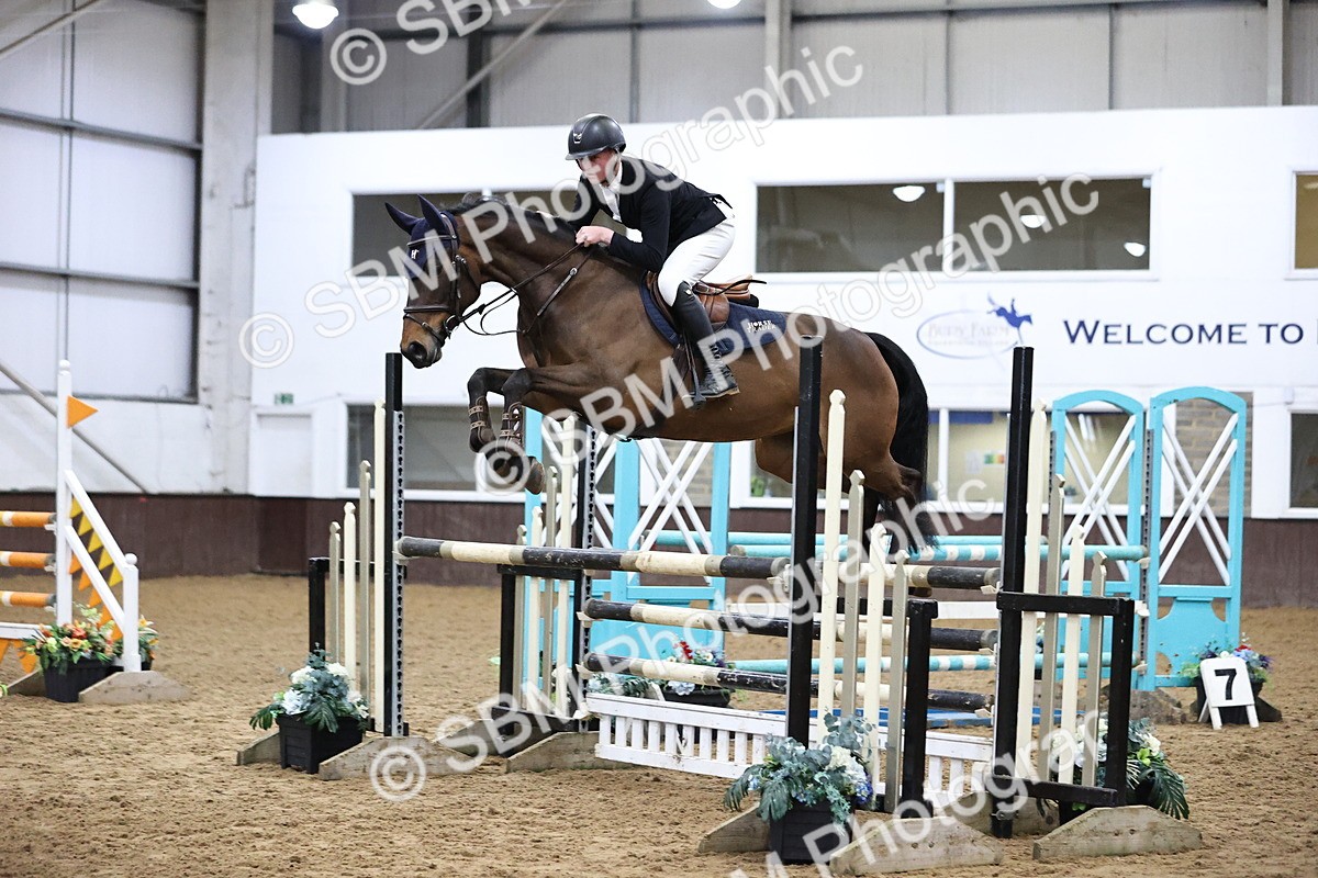 SBM_001524 - Class 4 - Senior Newcomers - 1.10m Open