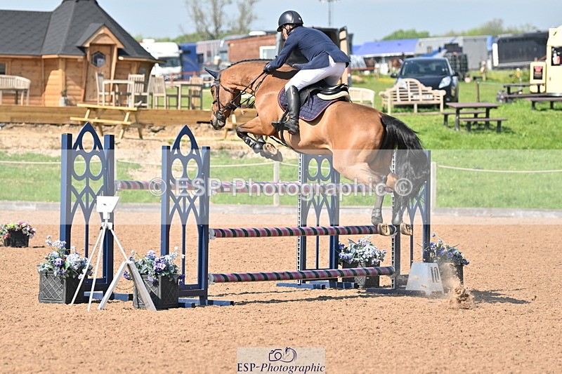 240512A-160222-19698 - Cls 51 Foxhunter