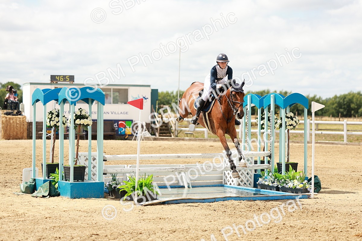 SBM_018493 - Class 21 - Senior Newcomers Championship 2d Rd