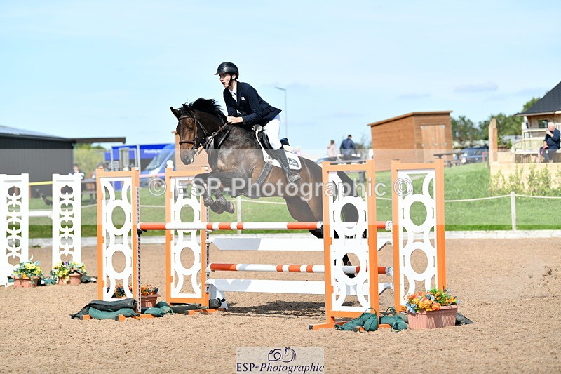 240914A-130936-07186 - Cls 15-S Snr Foxhunter