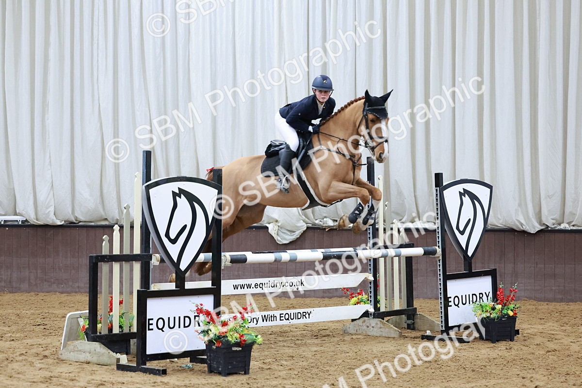 SBM_007544 - Class 24 - Nupafeed Supplements Senior Discovery/ 1m Open