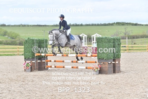 BPP_1323 - CLASS 15 SAT Senior BritiNovice/ 90cm Open