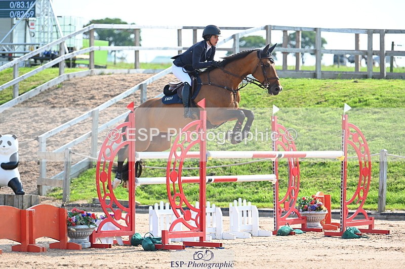 230721A-091256-04894 - Cls 2, 2 Star Small 1.30m