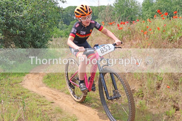 A41A7248 - MTB East R7 Twisted Oakes 8th June 2025 10:30 Female Adult Elite+Female U14/U16Juv/Youth Race
