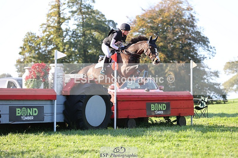 241026-093949-11347 - 351-Grace.Gillard-INDI