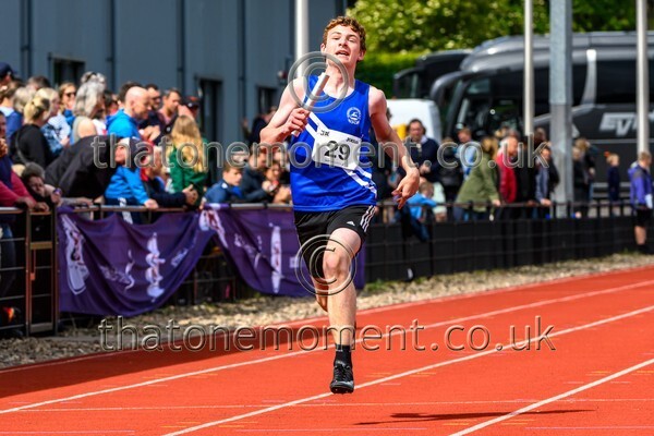 Relays25-925580 - Track Male Set Two