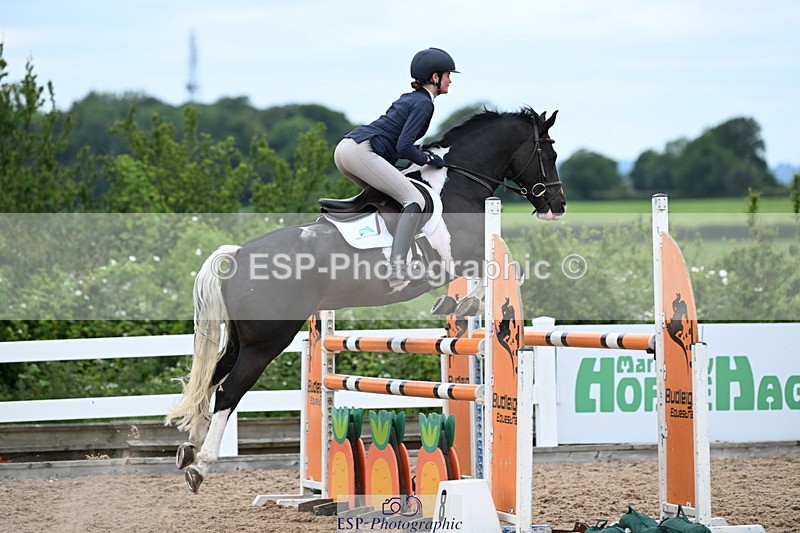 240609A-143121-05961 - Cls 26 Pony Foxhunter and 1.10m Open