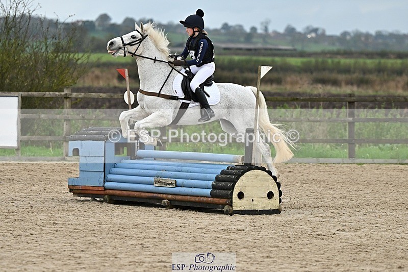 241110-150446-01200 - 70-75cm Arena Eventing