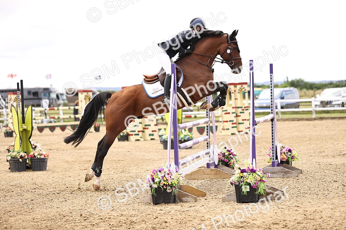 SBM_003459 - Class 22 - Senior Foxhunter 1.20m
