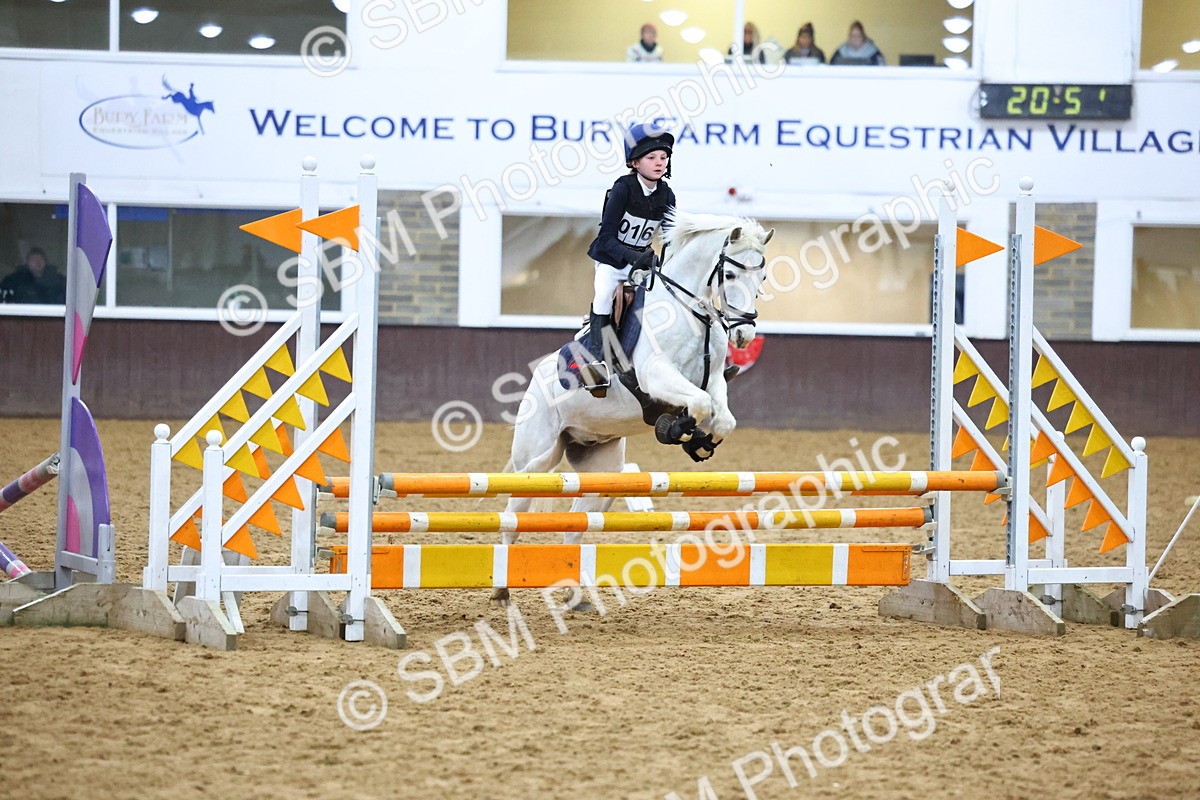 SBM_001520 - Class 4 - Festive Fences - 70cm