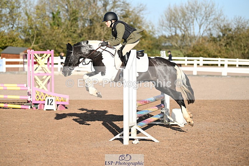 241026A-101620-00098 - SAT Cls 3 Pony Intro 70cm
