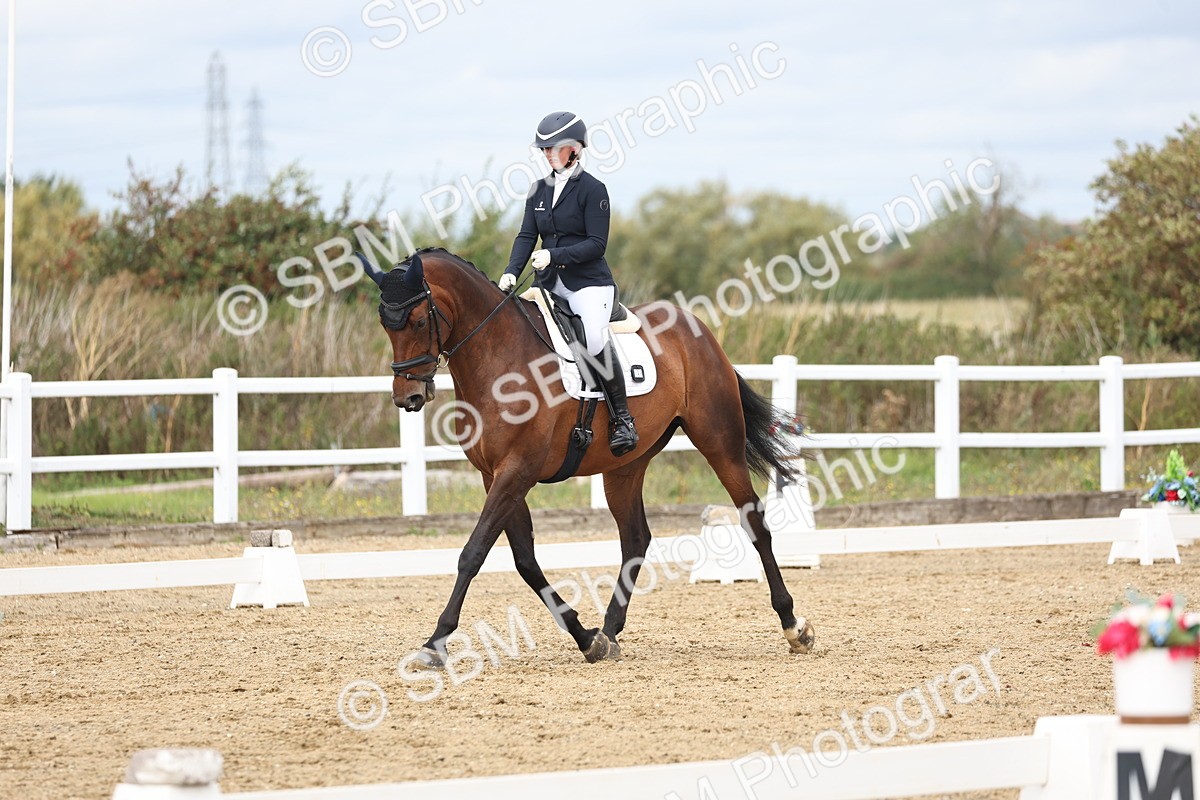 SBM_002550 - Class 7 - Novice 2 Warm Up